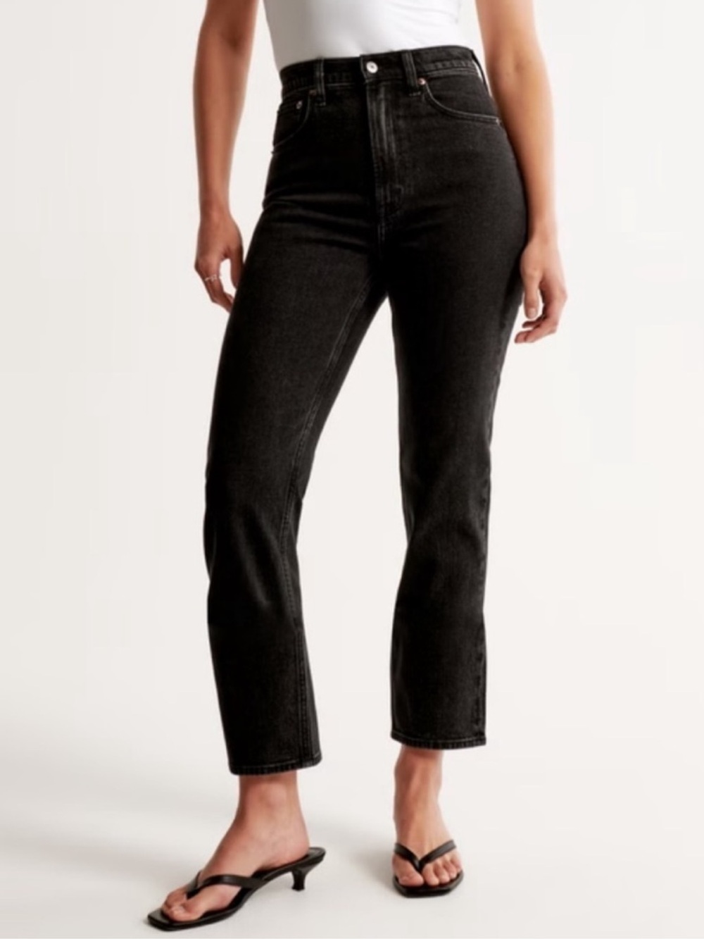 Abercrombie Curve Love Ultra High Rise Ankle Straight Jeans 27 Short Black